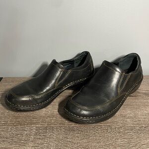 BORN BLACK PEBBLED LEATHER Comfort Shoes Women’s 6 Casual SLIP FLATS Loafer